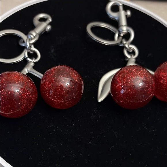 Sparkling Cherry Keychain - Picture 5 of 17